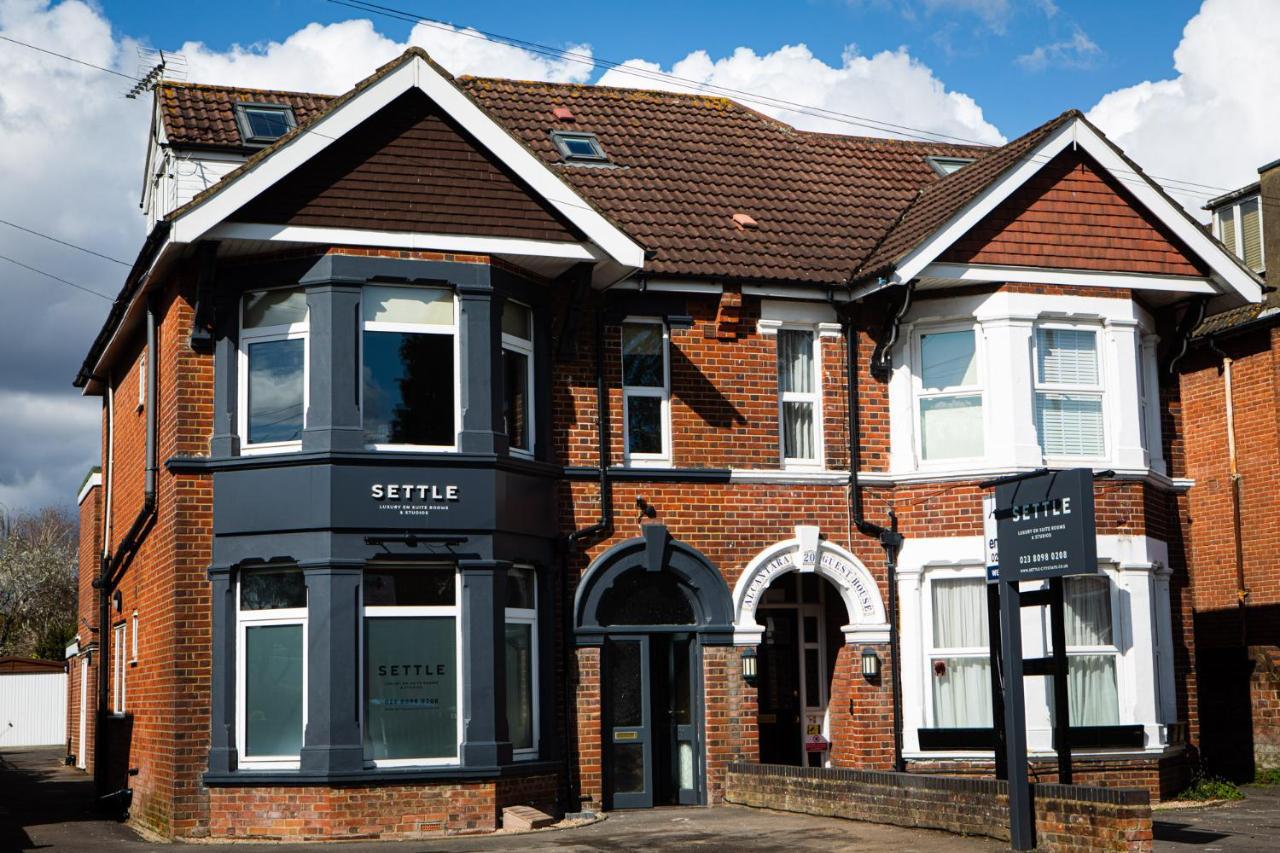 Settle Southampton - Stylish Self Check-In Rooms & Self Catering Suites Exteriör bild